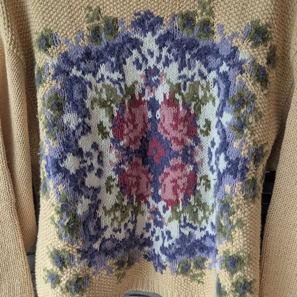 Vtg 90s Lizsport Hand Knitted Floral Sweater Butter Yellow Sz M Cottagecore - Picture 2 of 6